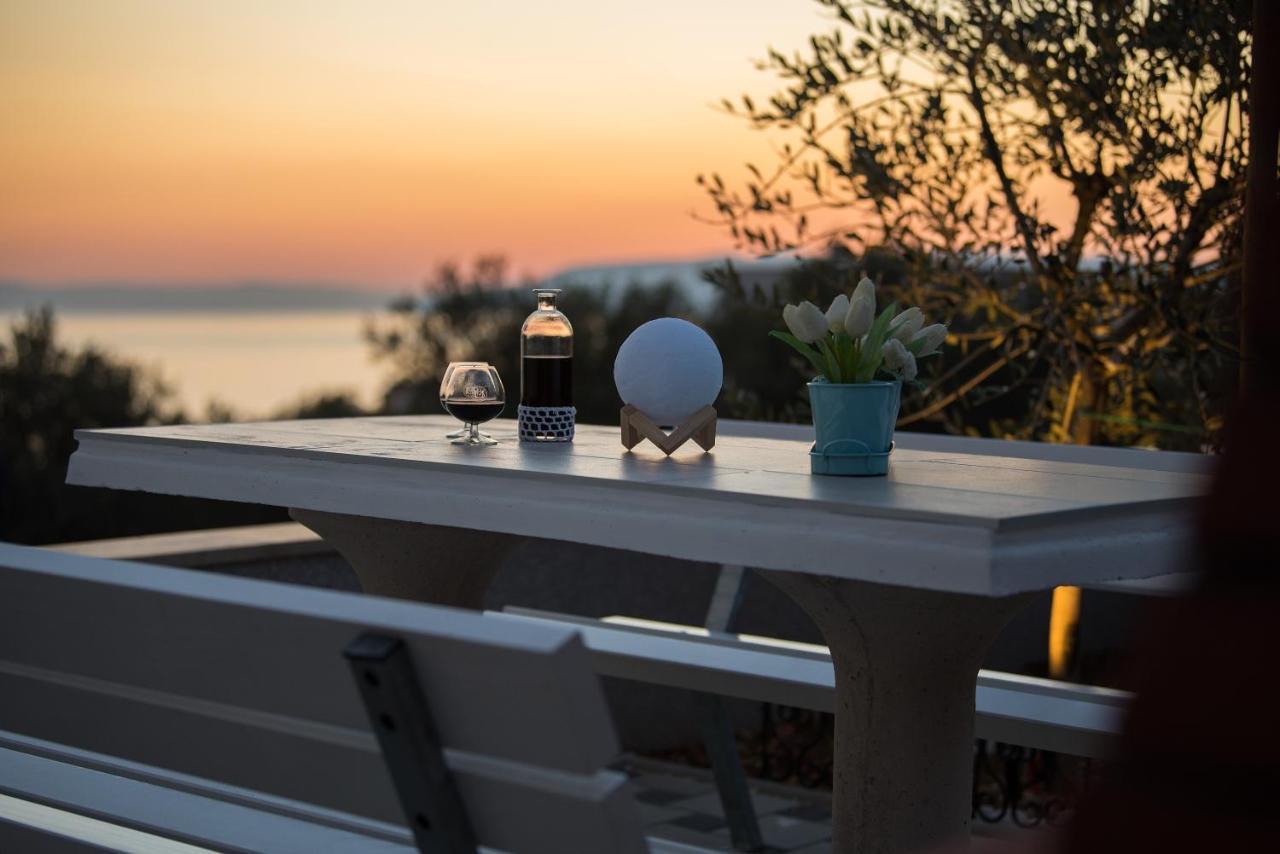 Amari Seaview